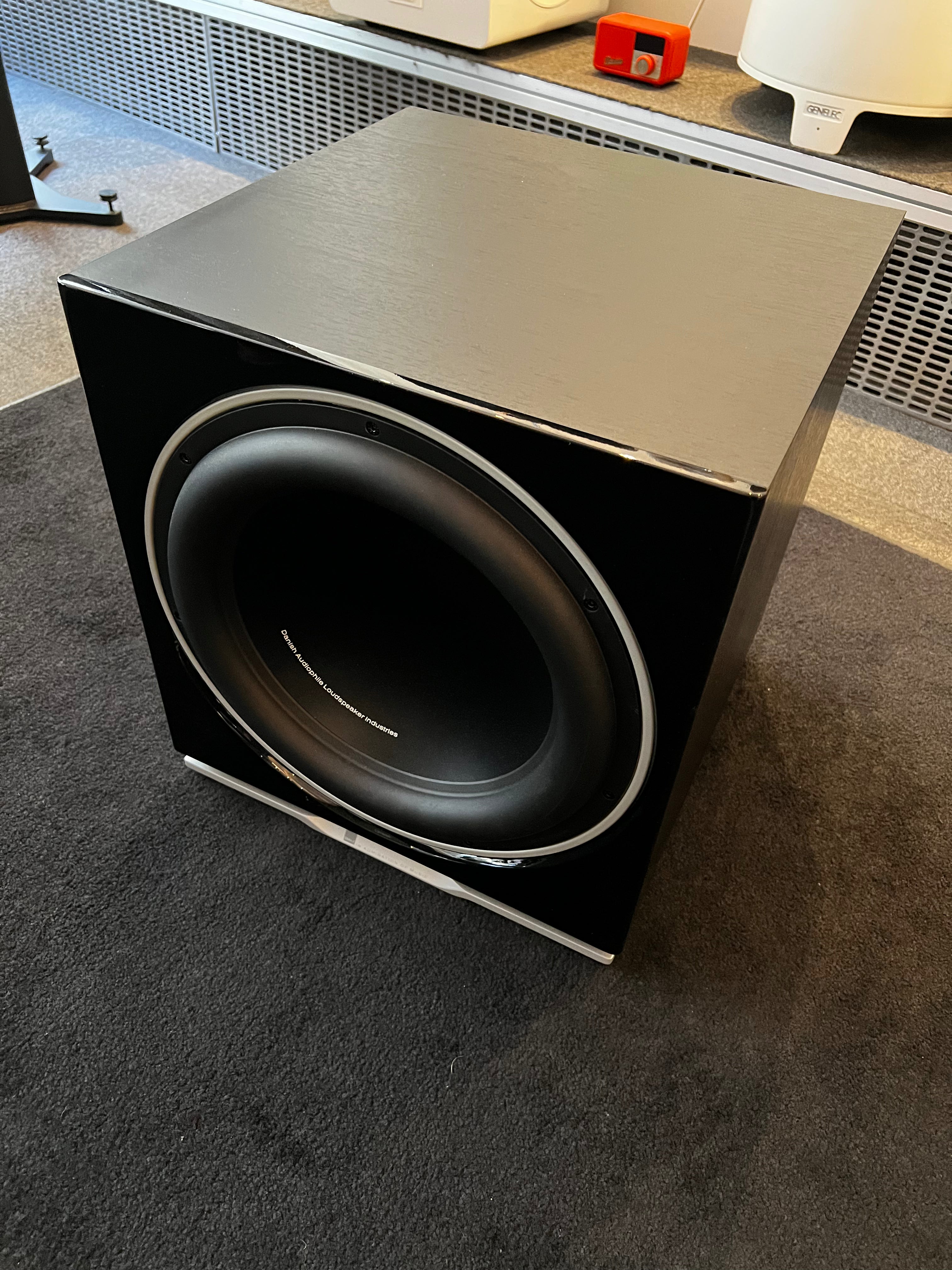 Dali SUB K-14 F subwoofer, vaihtolaite