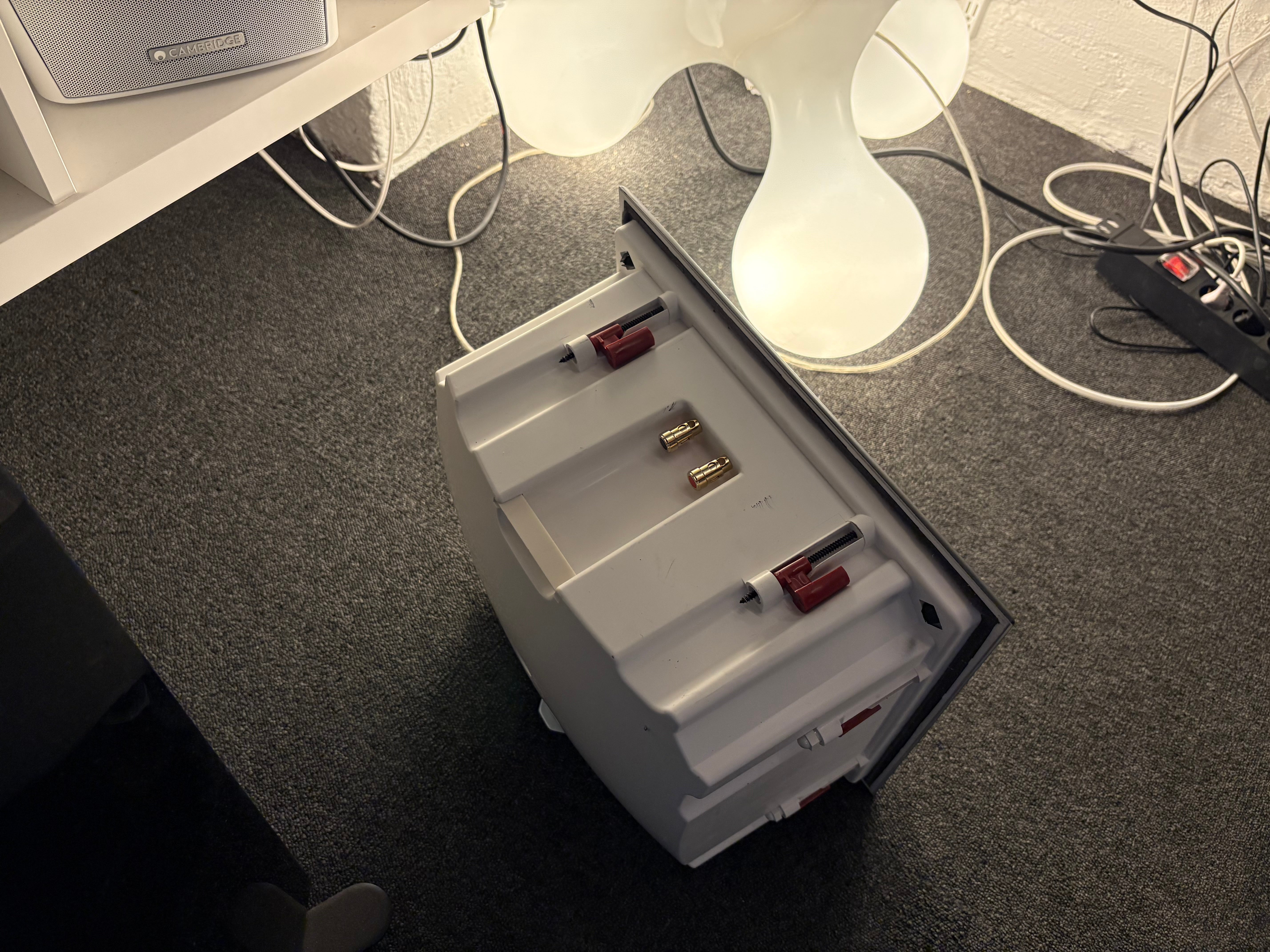 Bowers & Wilkins CCM7.4, vaihtolaite. Helsinki