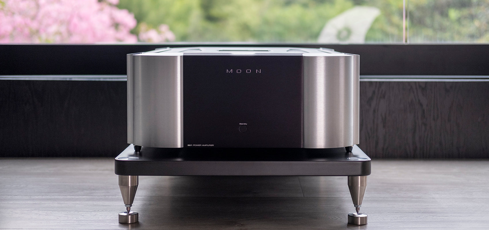 Simaudio MOON 861 North Collection power amplifier