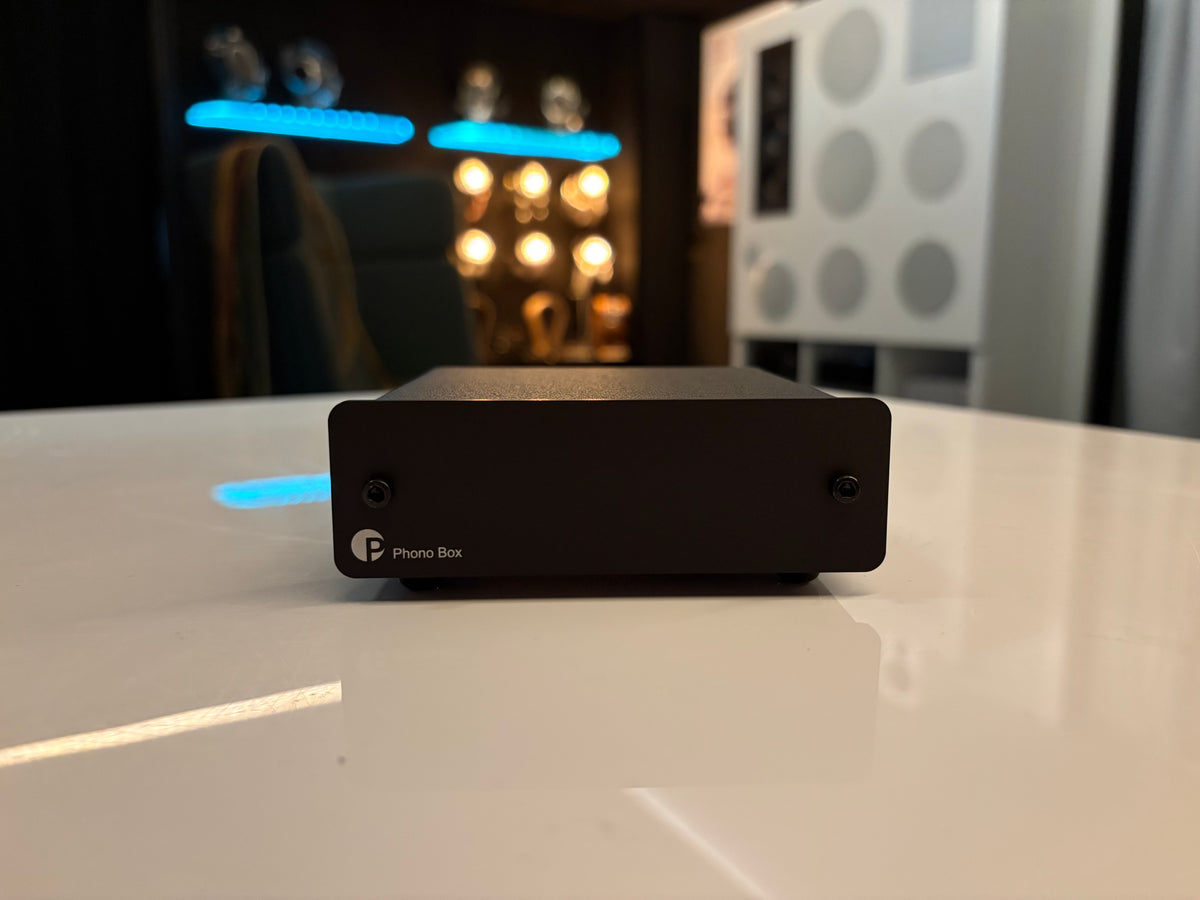 Pro-Ject Phono Box (MM/MC) levysoitinesivahvistin, vaihtolaite. Helsinki