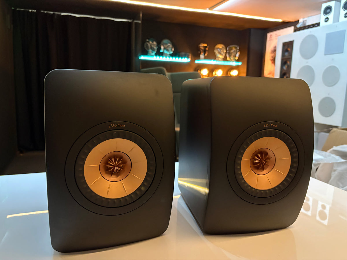 KEF LS50 Meta jalustakaiutinpari, vaihtolaite. Helsinki