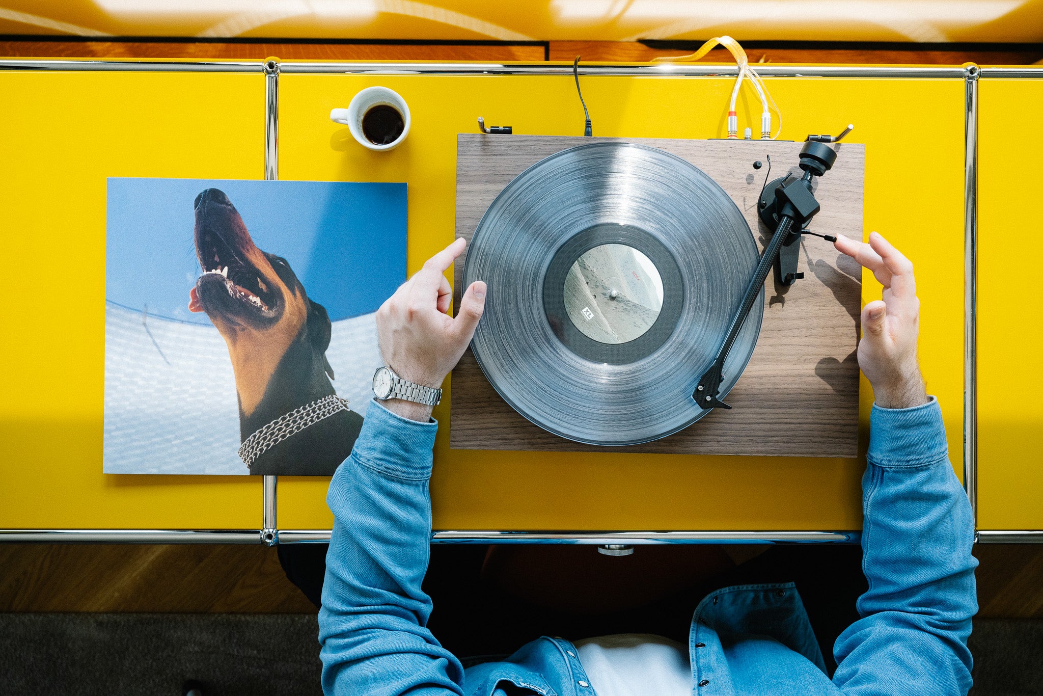 Pro-Ject Debut EVO 2 turntable