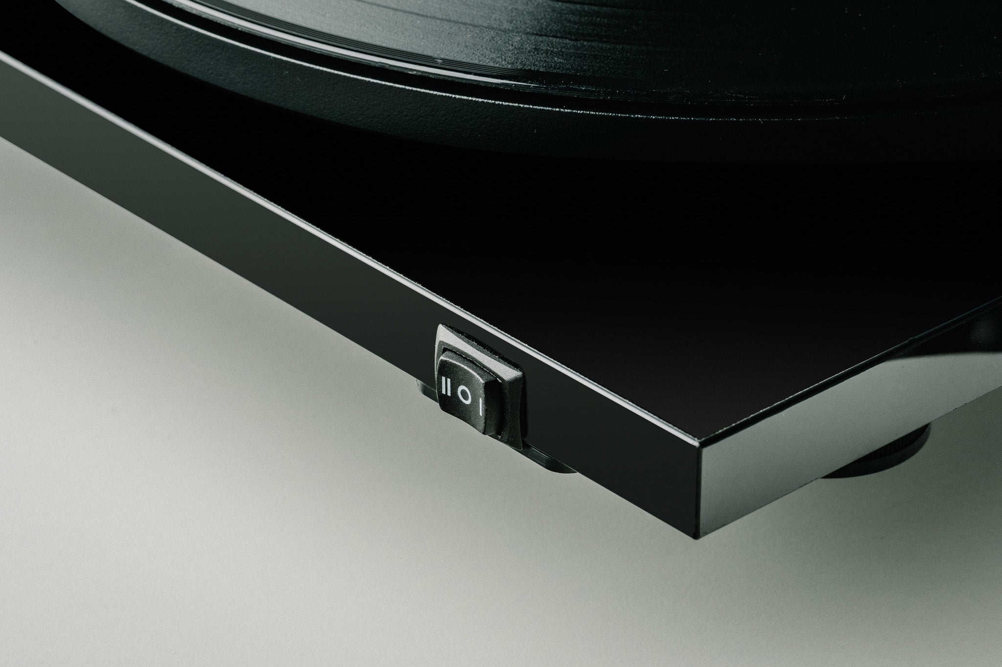 Pro-Ject E1.2 turntable