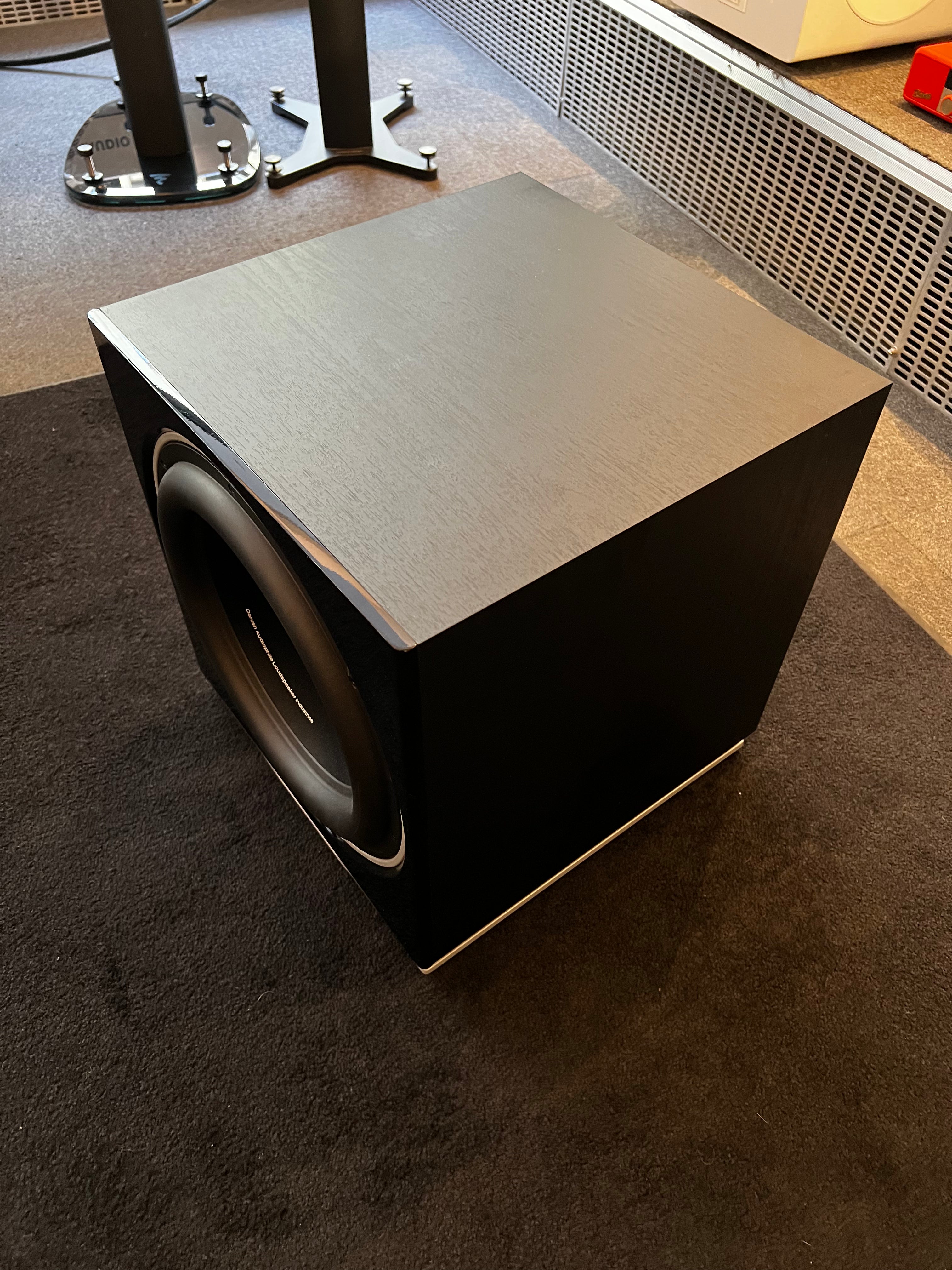 Dali SUB K-14 F subwoofer, vaihtolaite