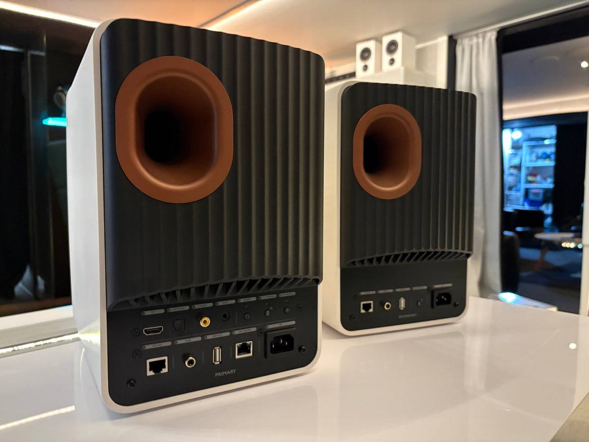 KEF LS50 Wireless II pair of active speakers