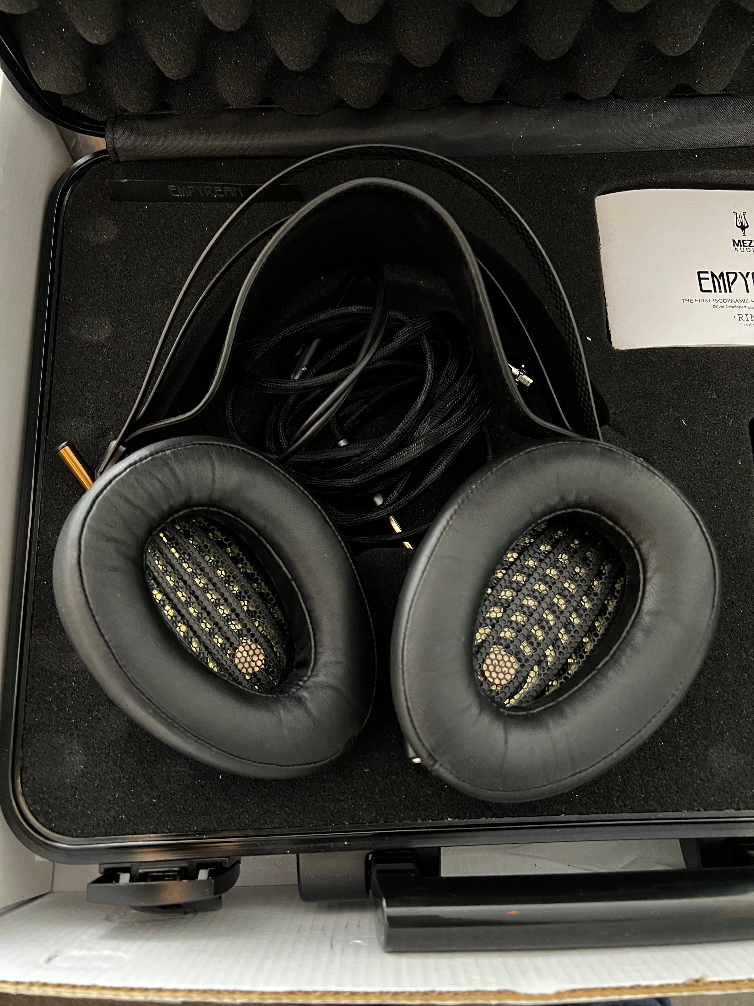 Meze Audio Empyrean kuulokkeet, vaihto