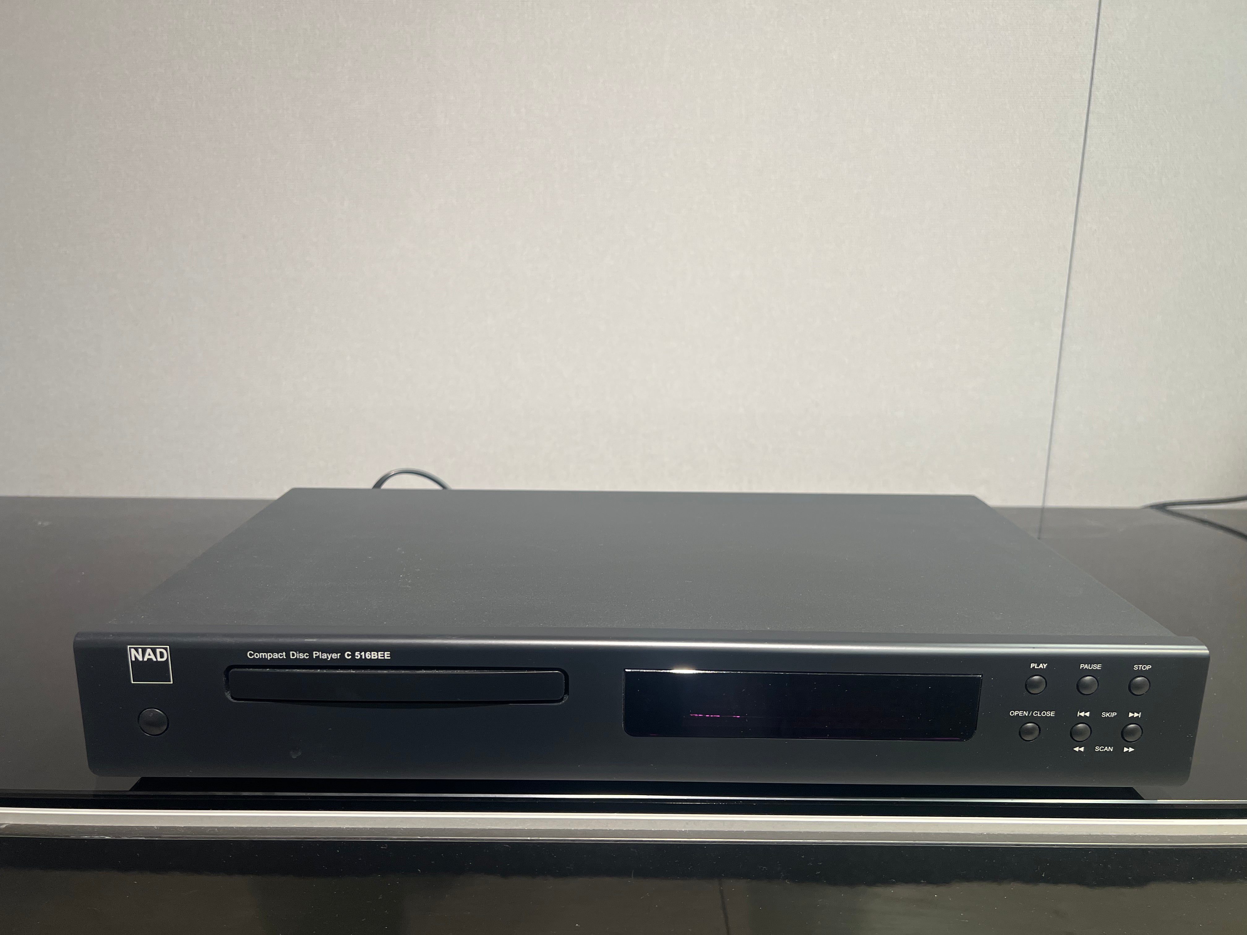 NAD C516 BEE cd-soitin - vaihtolaite, Oulu