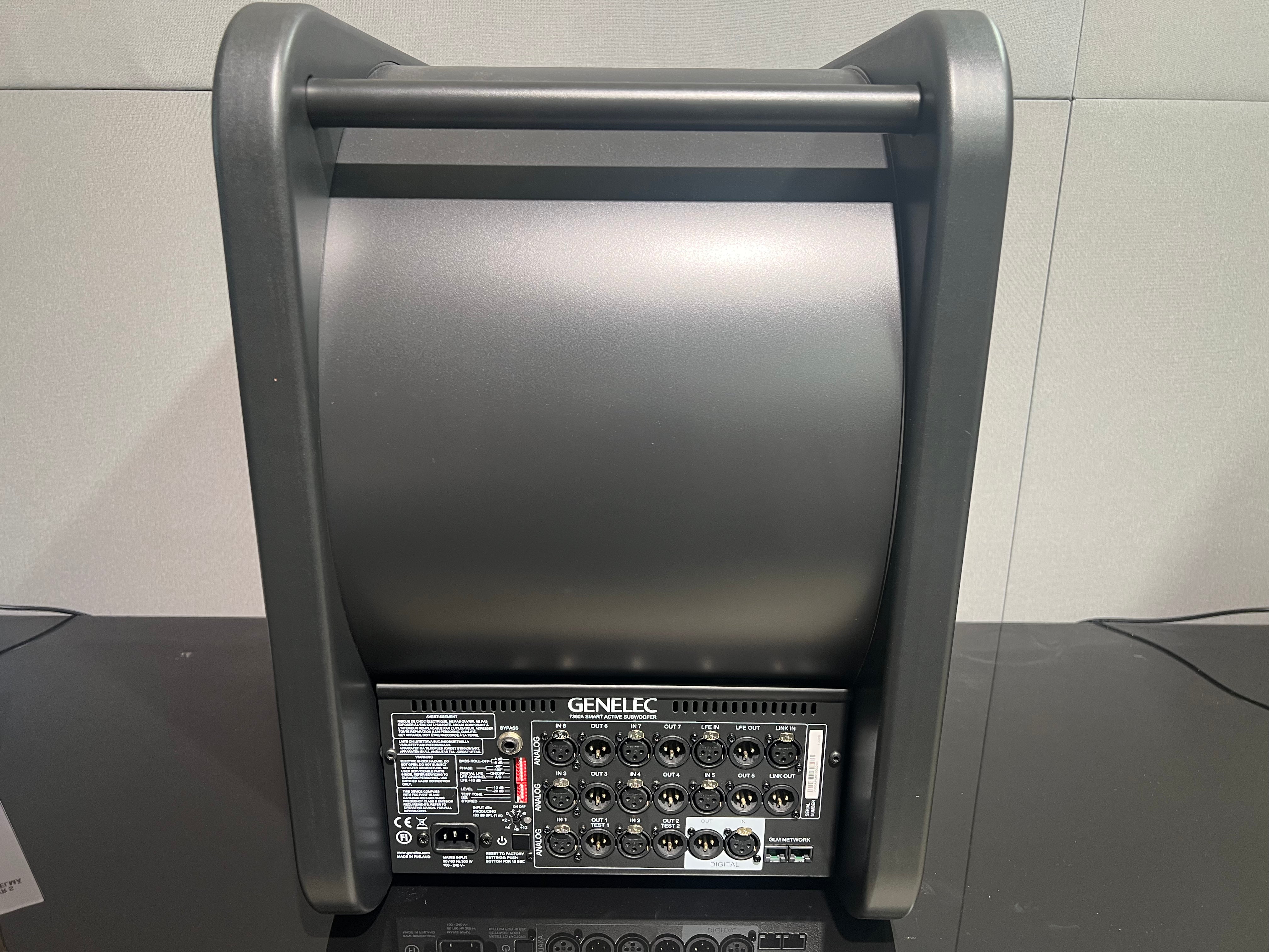 Genelec 7360A DSP-aktiivisubwoofer musta vaihtolaite, Oulu