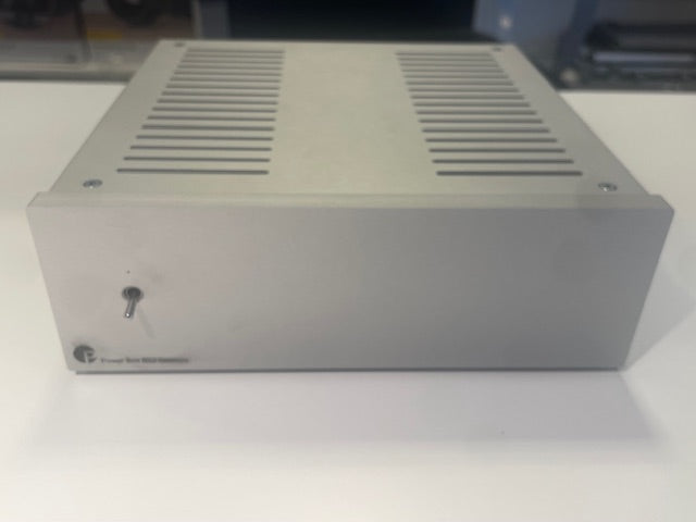 Pro-Ject Power Box RS2 Sources virtalähde, vaihtolaite, hopea