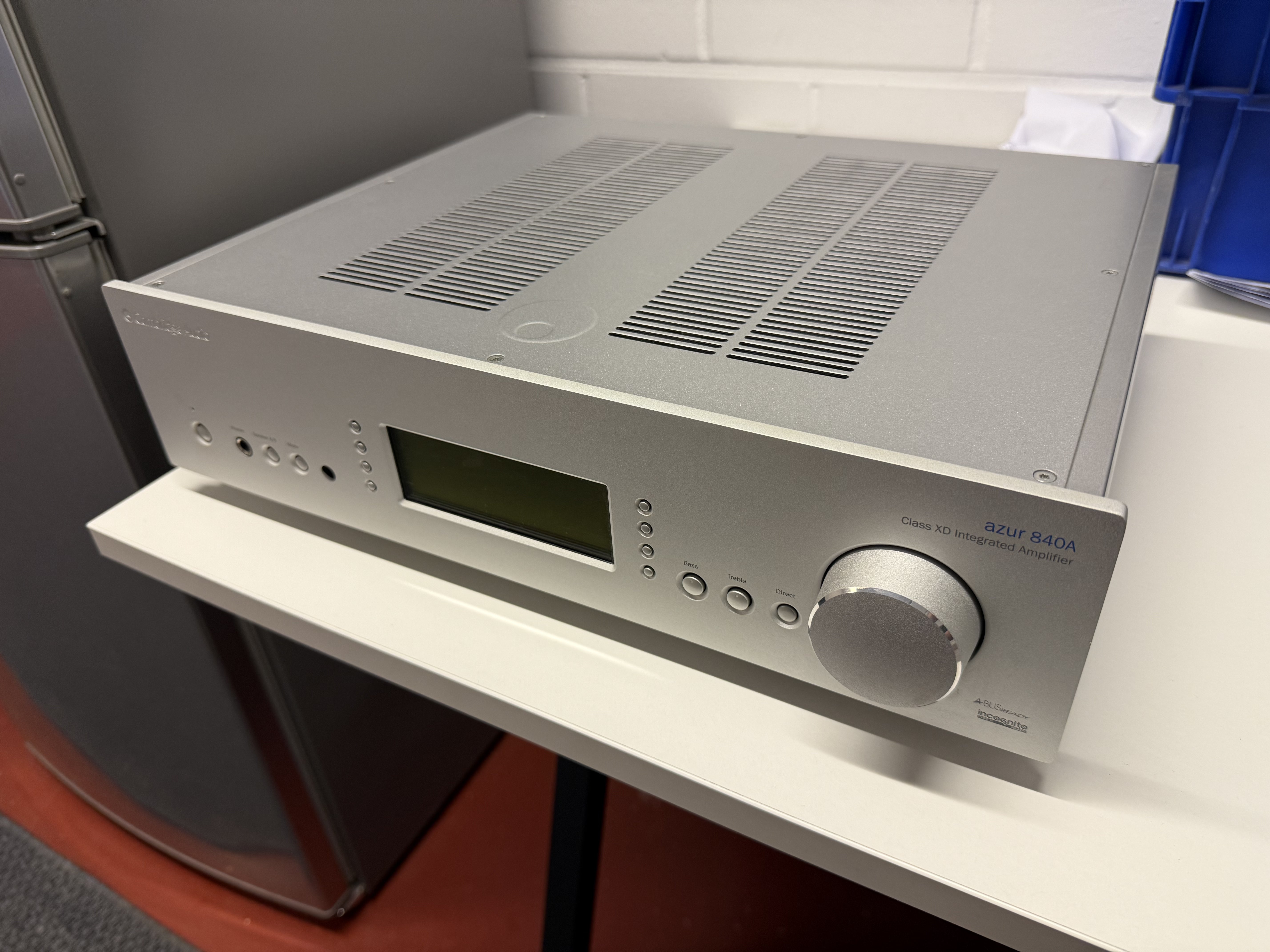 Cambridge Audio 840A V2 hopea stereovahvistin myyntitili