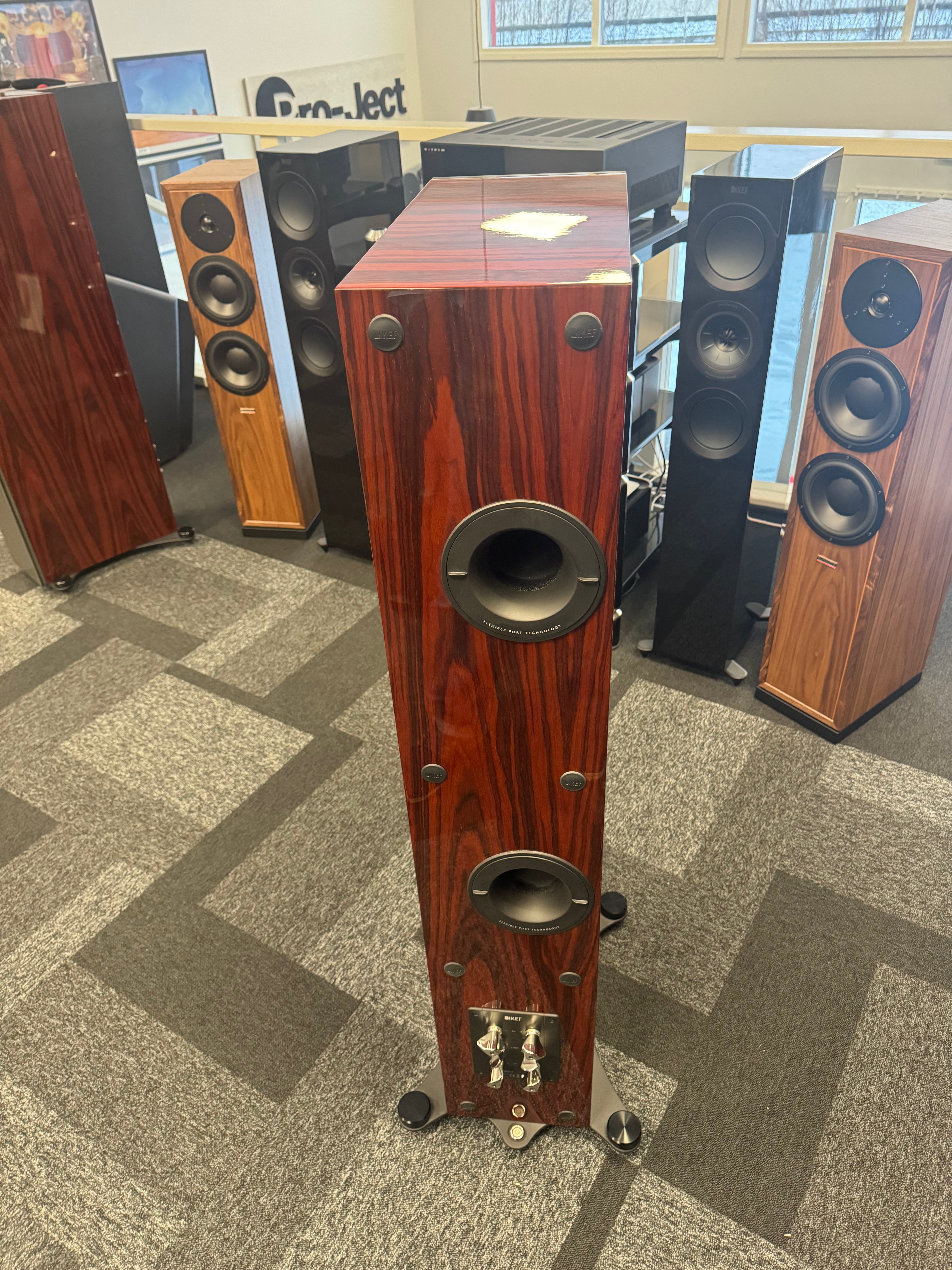 KEF Reference 3 luxury gloss rosewood vaihtopari, sijainti Oulu