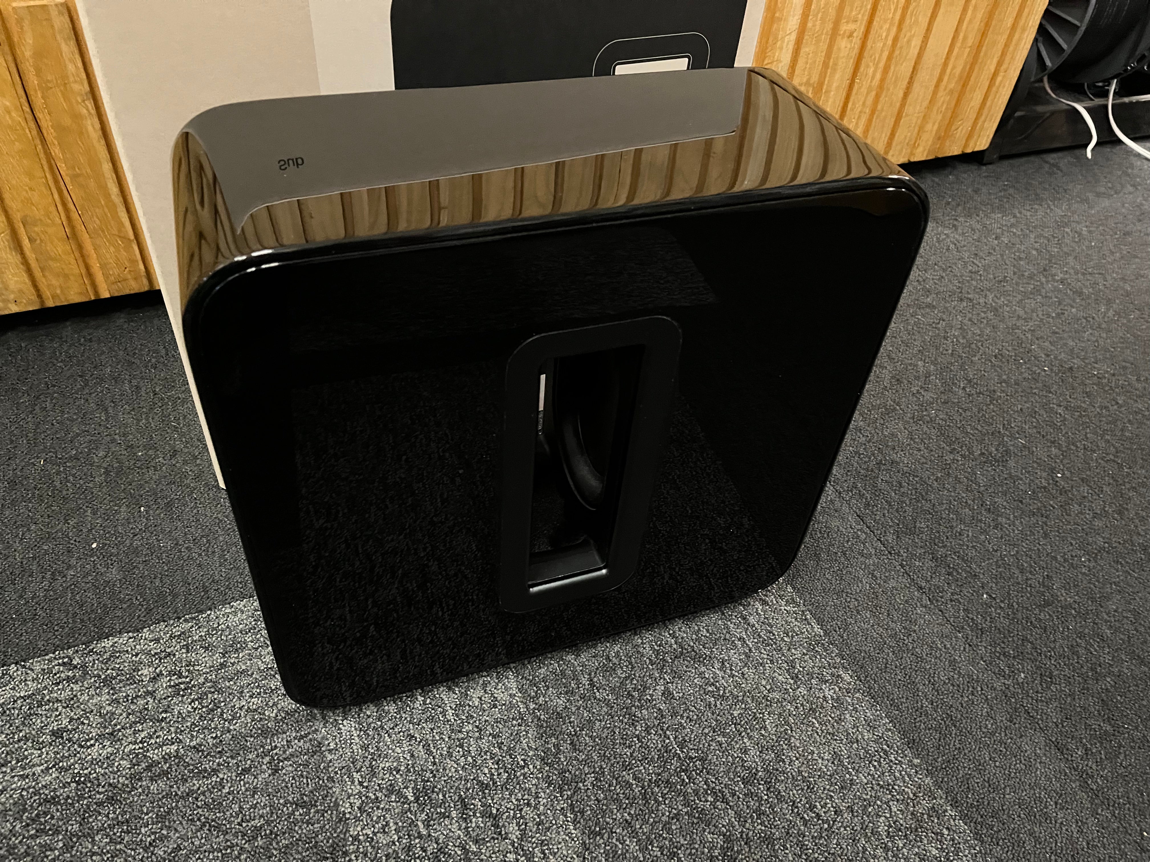 Sonos Sub (Gen 3) active subwoofer, Used, Oulu