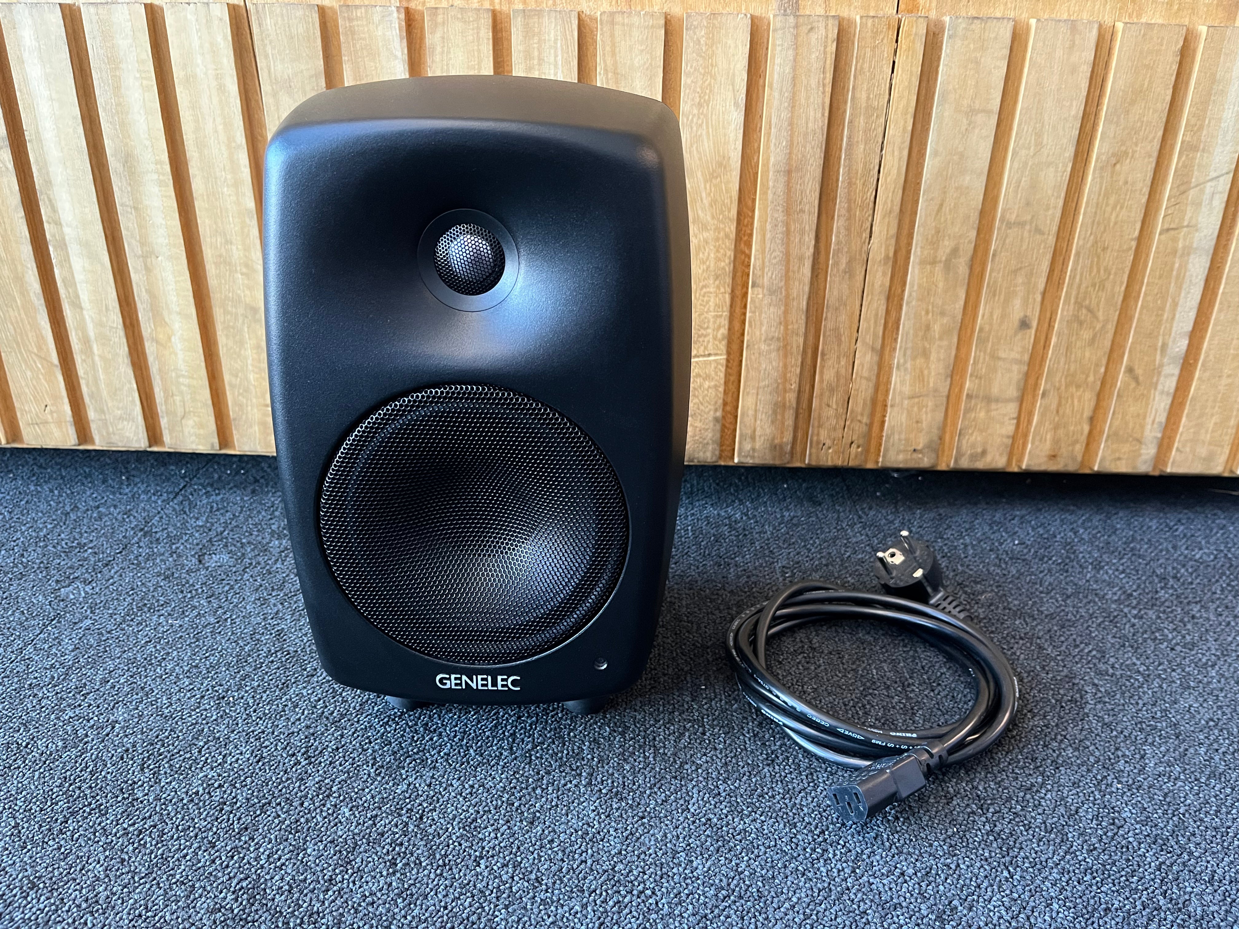 Genelec G Three aktiivikaiutin , Vaihtokaiutin , Oulu