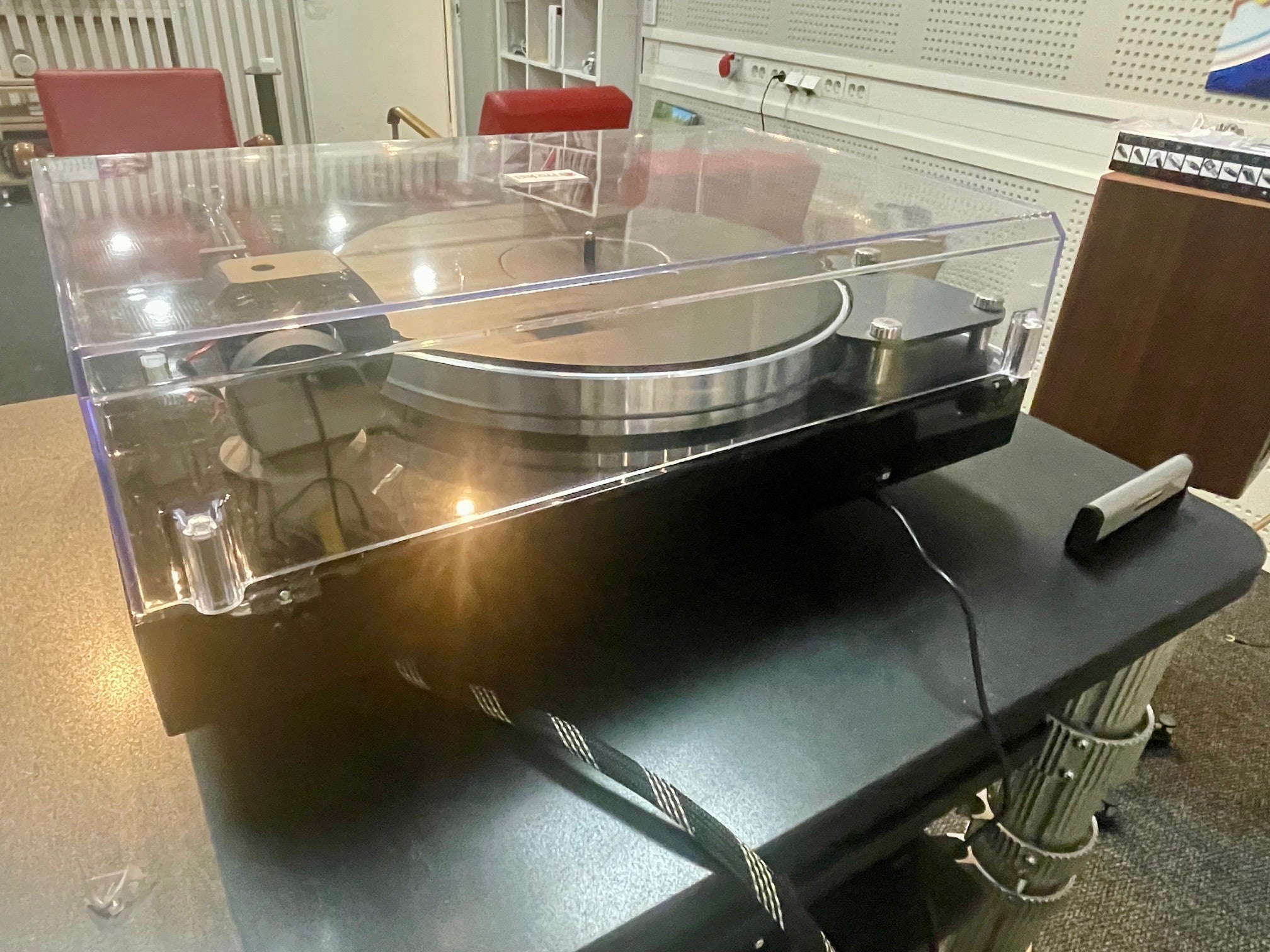 Pro-Ject Xtension 9 Evolution Superpack levysoitin, pianomusta, vaihtolaite, sijainti Hyvinkää