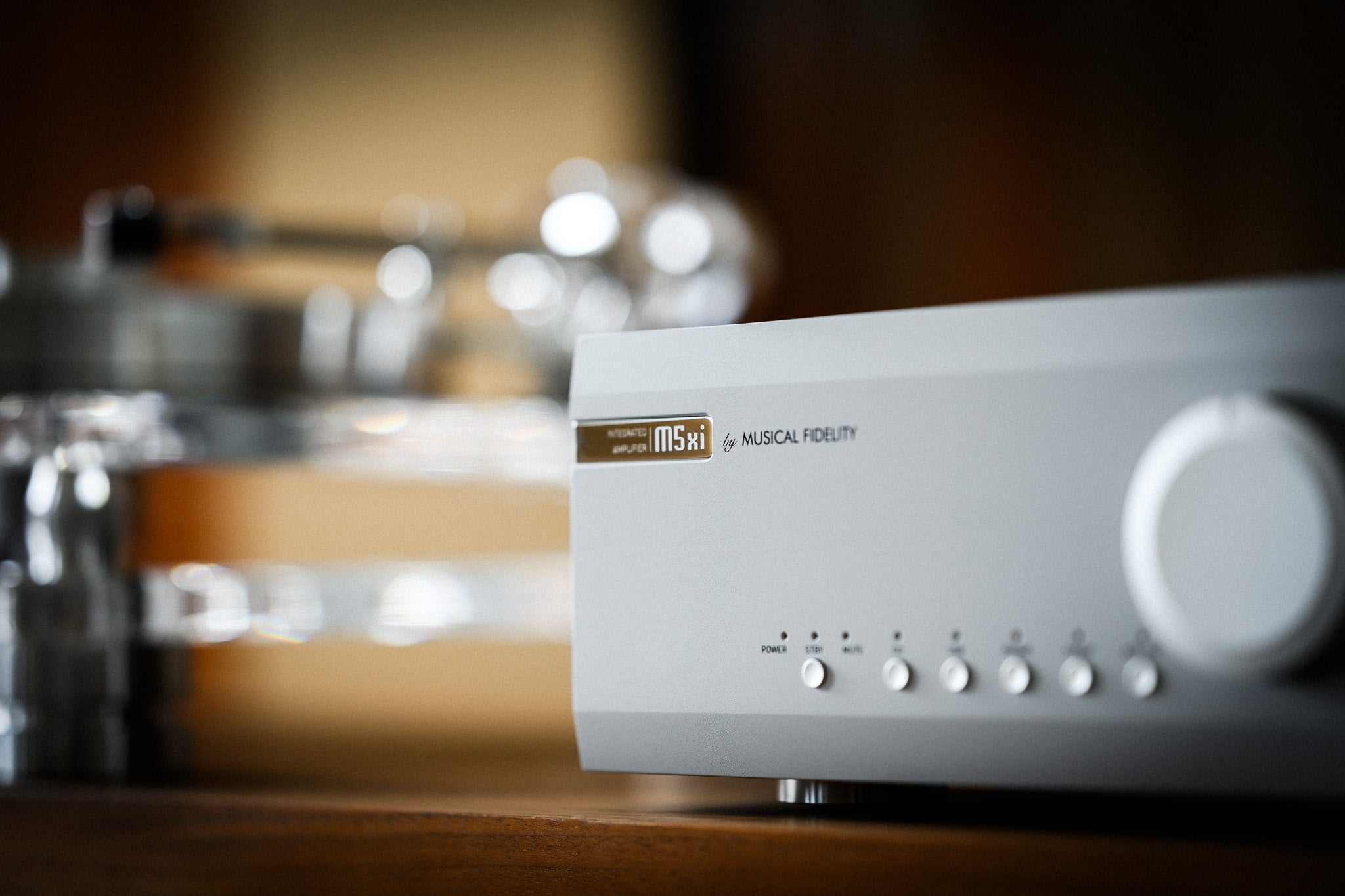 Musical Fidelity M5xi integroitu vahvistin