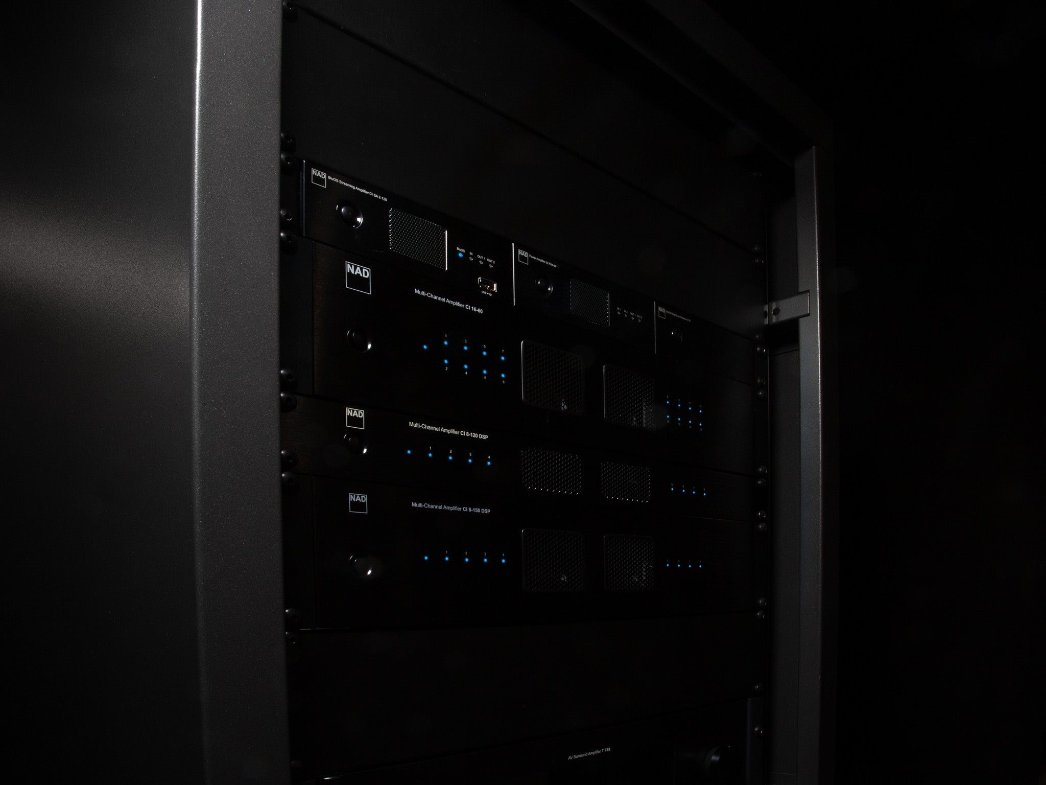 NAD CI 8-150 DSP V2 päätevahvistin