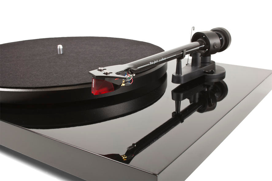 Pro-Ject Debut E Carbon turntable