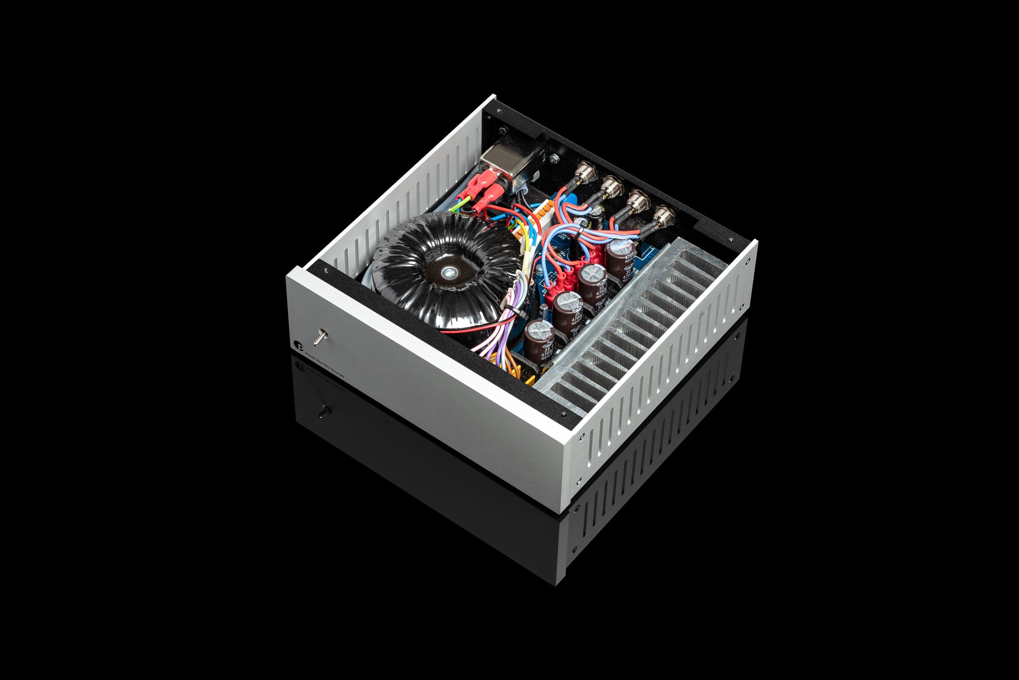 Pro-Ject Power Box RS2 Sources virtalähde
