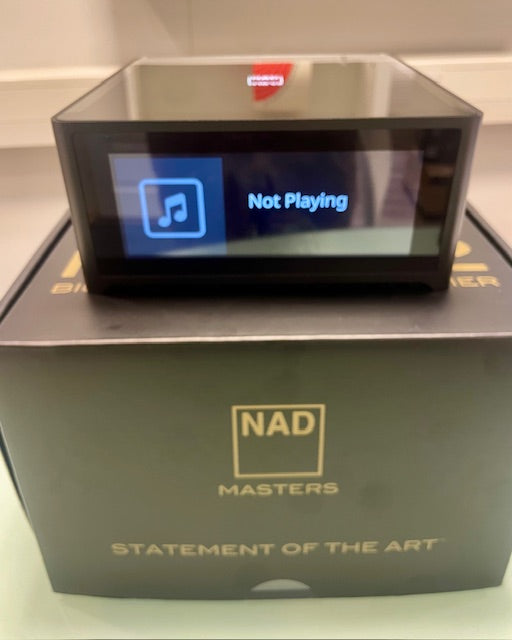 NAD M10 V2 BluOS Streaming vahvistin, vaihtolaite, sijainti Hyvinkää