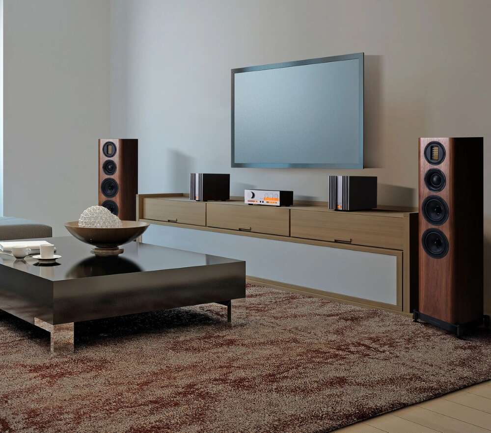 Wharfedale EVO 5.3 floorstanding speaker pair