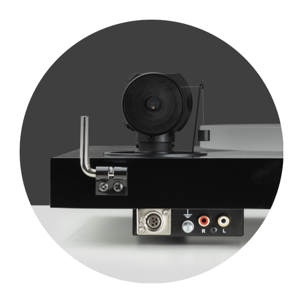 Pro-Ject X1 B levysoitin Pick It PRO BALANCED MM äänirasialla