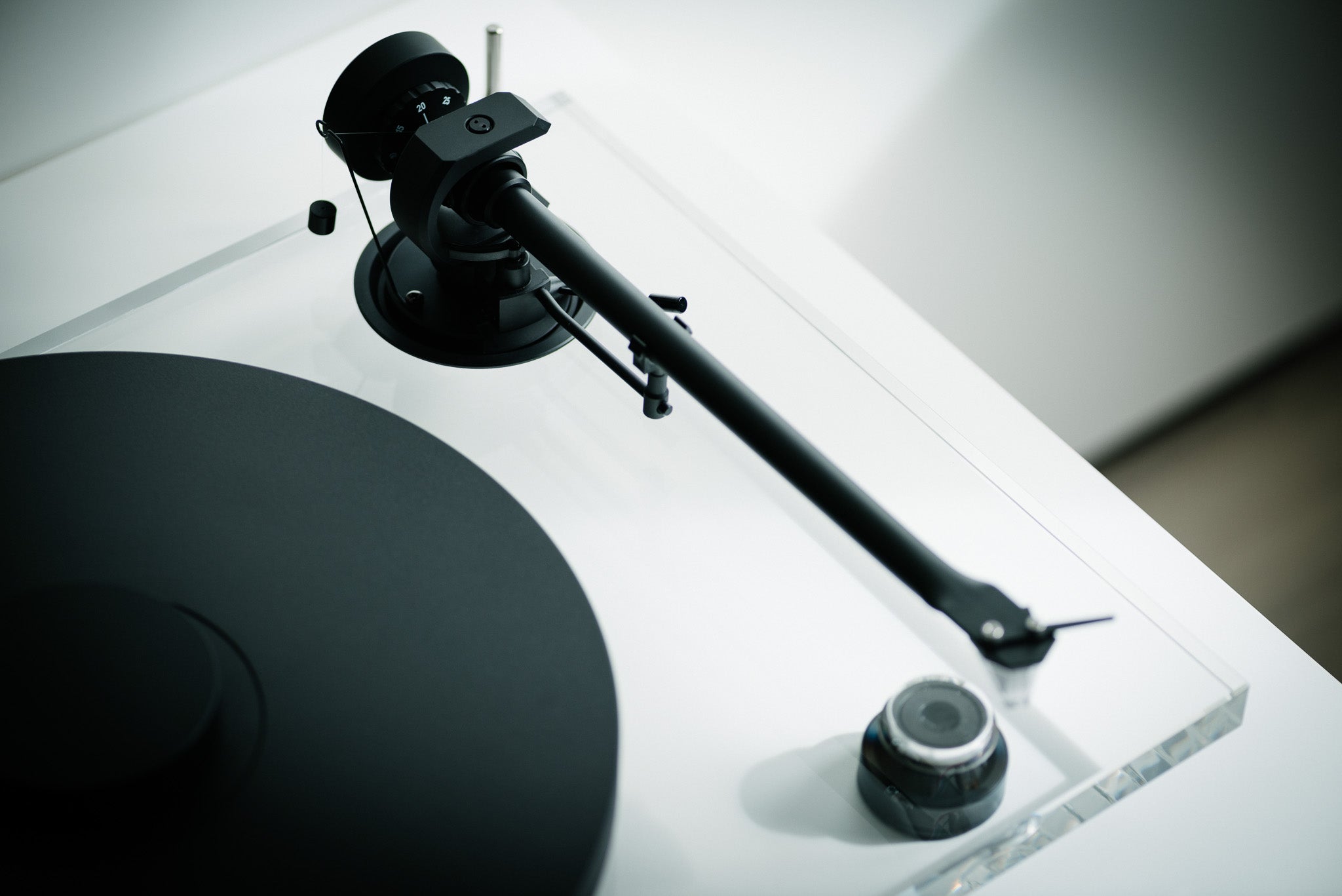 Pro-Ject XA B turntable with Pick It PRO Balanced sound box