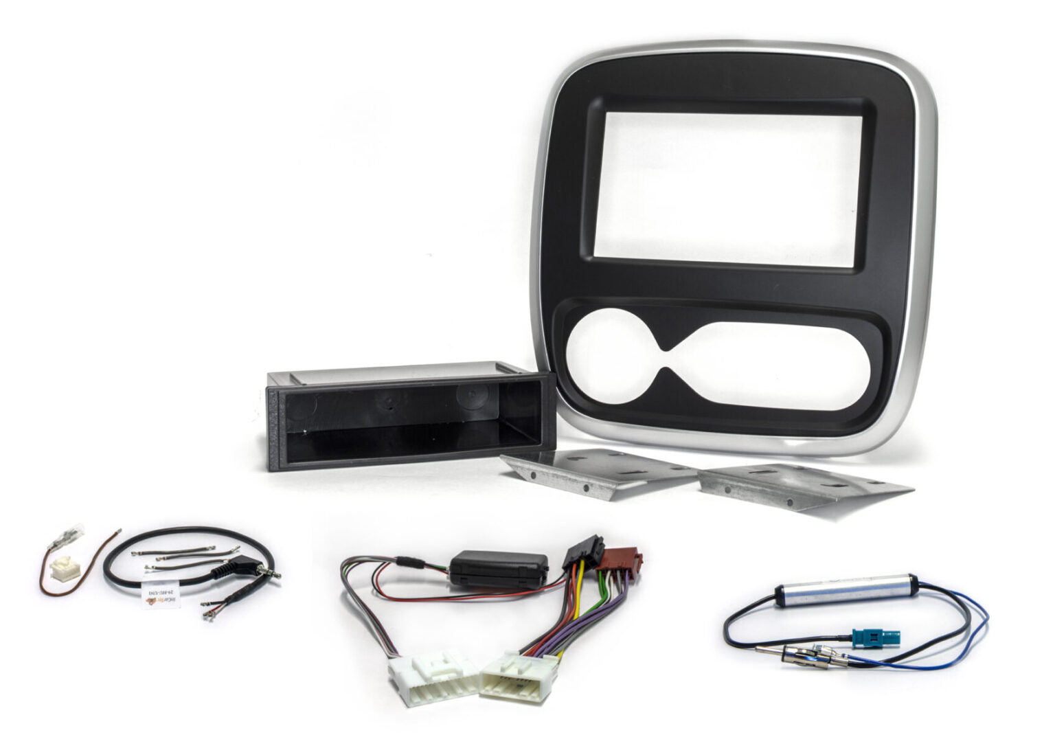 Trafic 2014-&gt; 1-DIN/2-DIN player installation kit