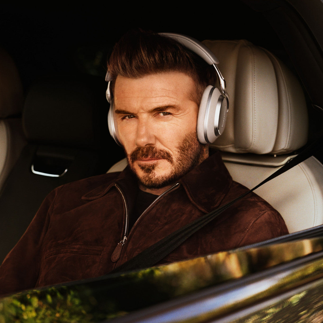 Bowers &amp; Wilkins PX8 S2 noise-canceling headphones