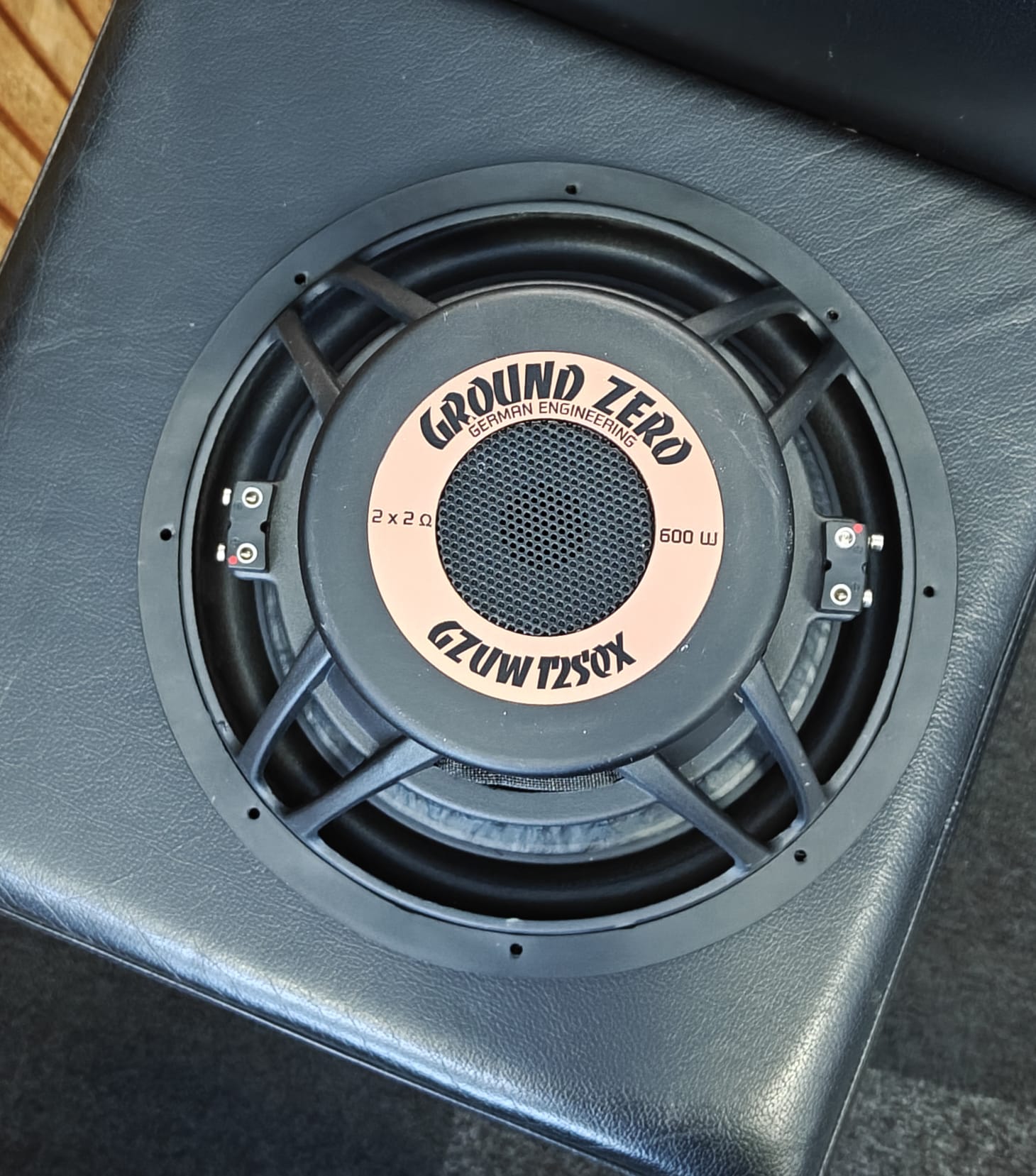 Ground Zero GZUW12SQX reconetettu - Audiokauppa.fi