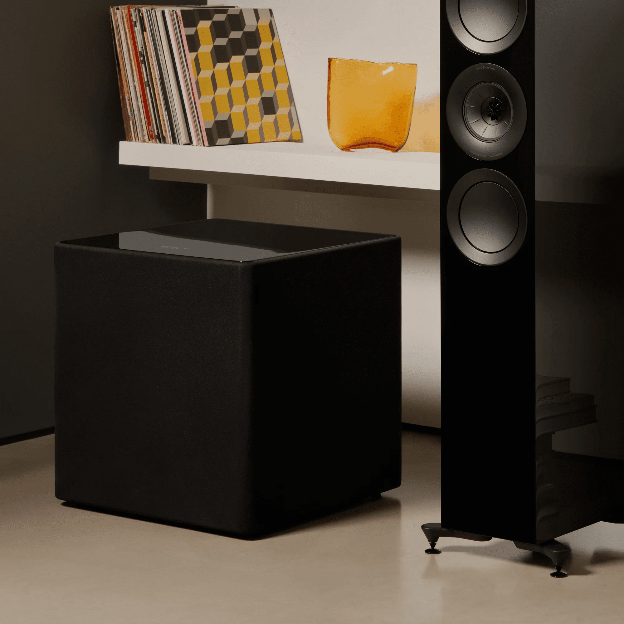 KEF Kube 15 MIE aktiivisubwoofer - Audiokauppa.fi