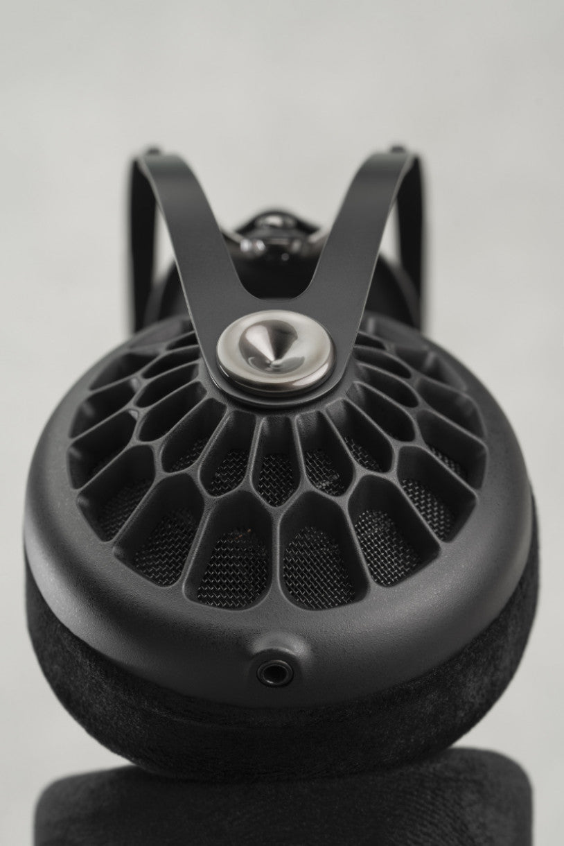 Meze Audio 105 AER sankakuulokkeet - Audiokauppa.fi