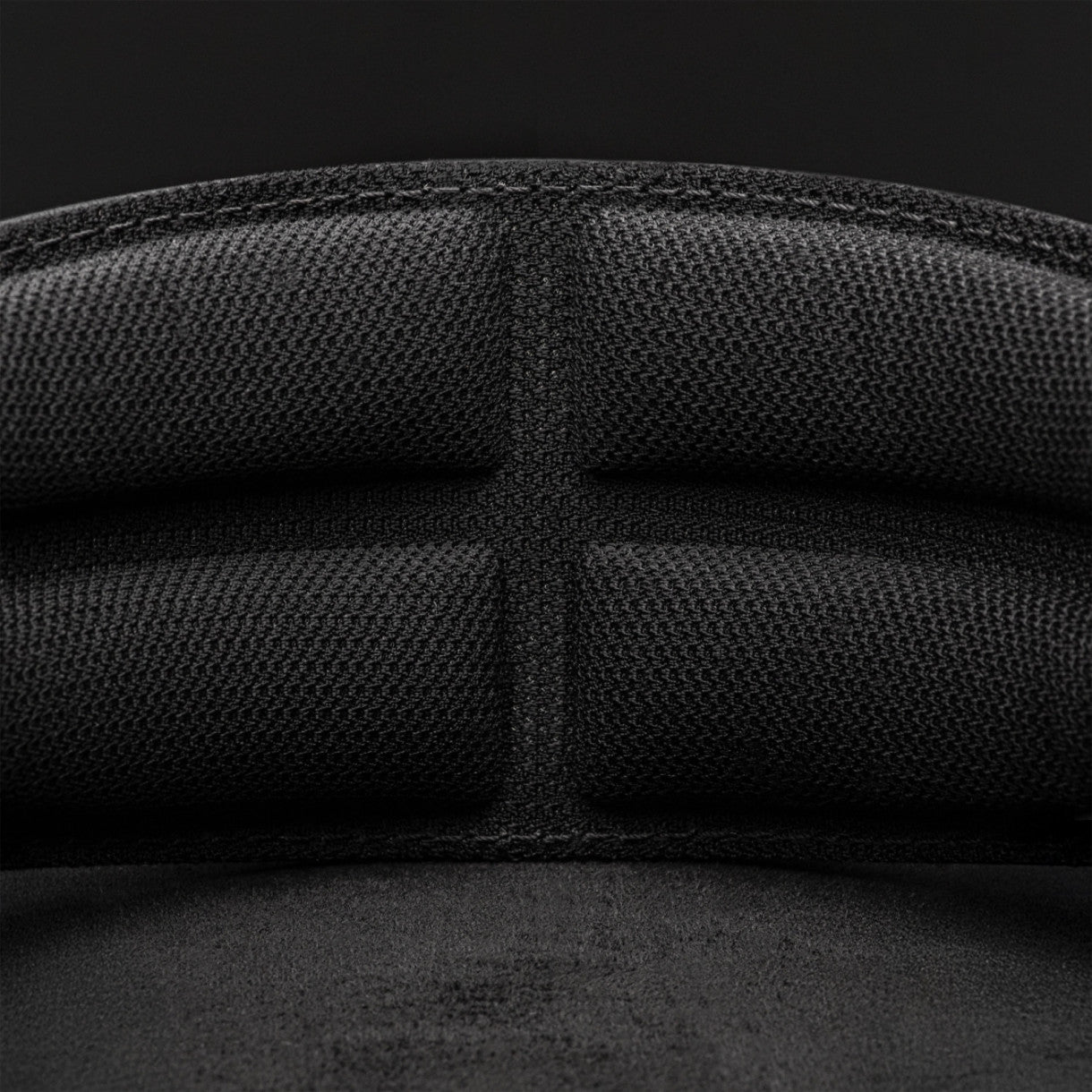 Meze Audio Strada suljetut sankakuulokkeet