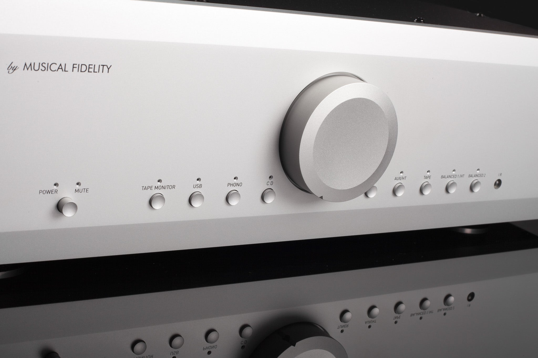 Musical Fidelity M6s PRE esivahvistin - Audiokauppa.fi