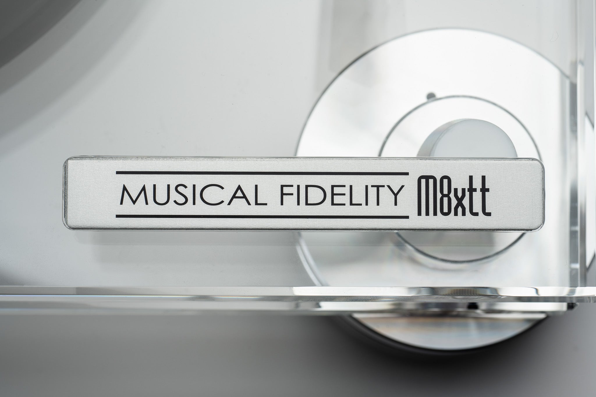 Musical Fidelity M8X TT levysoitin, ilman äänirasiaa
