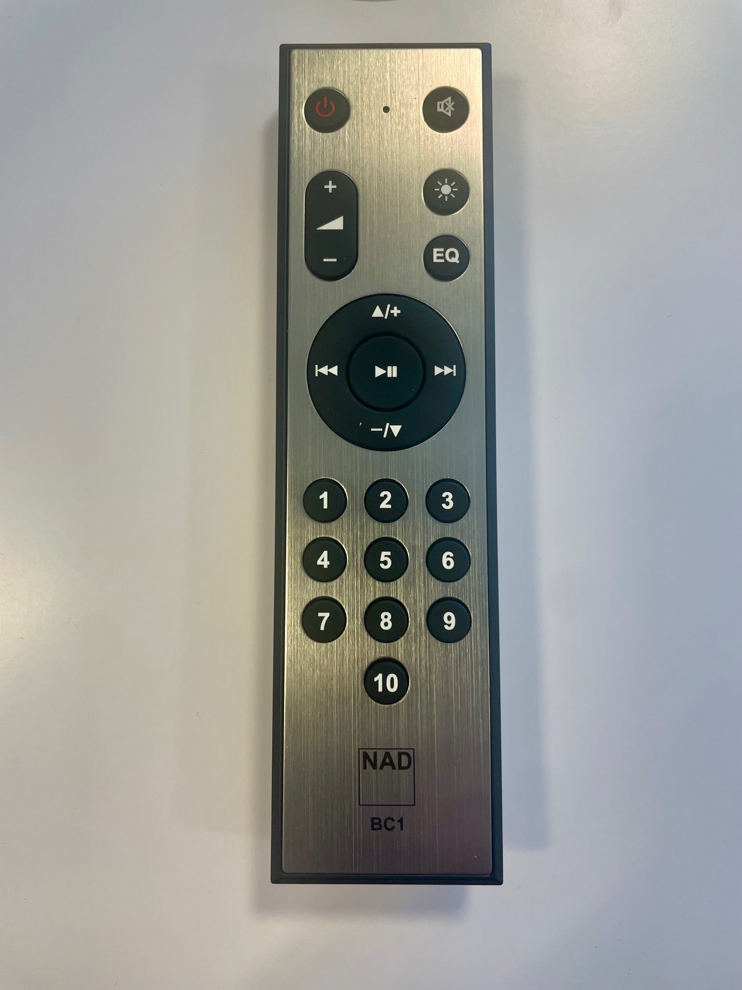 NAD C700 BluOS V2 suoratoistovahvistin - Audiokauppa.fi