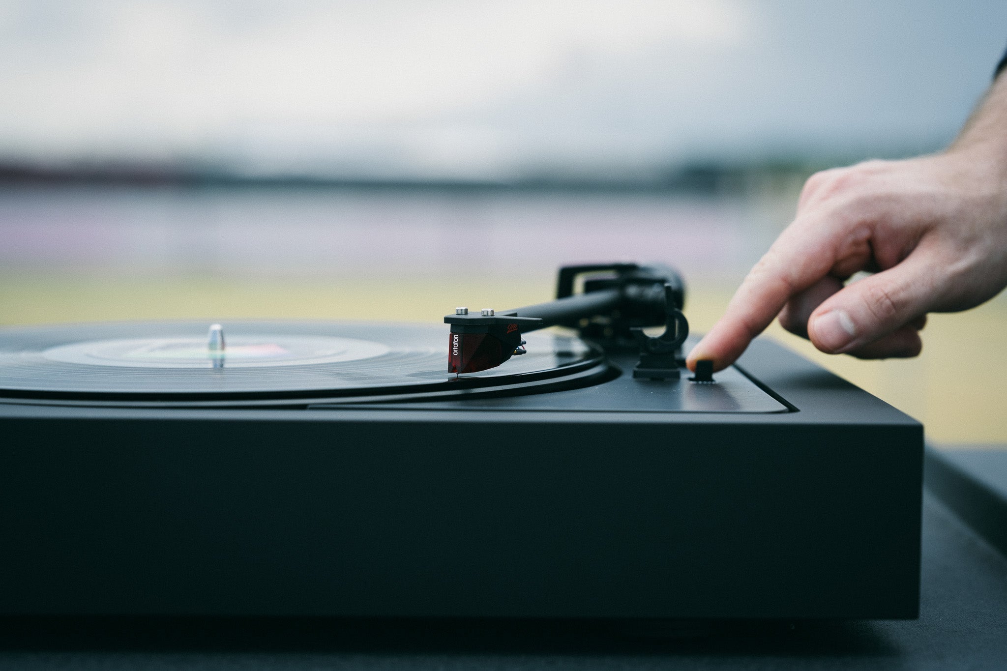 Pro - Ject A2 automaattinen levysoitin, musta - Audiokauppa.fi