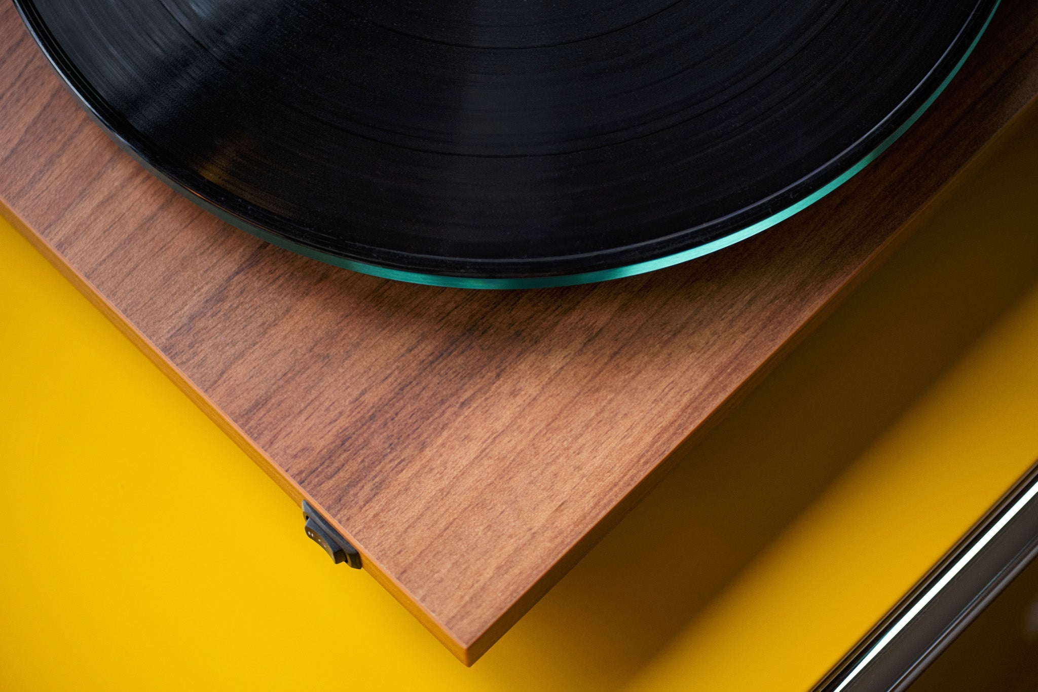 Pro-Ject T2 turntable