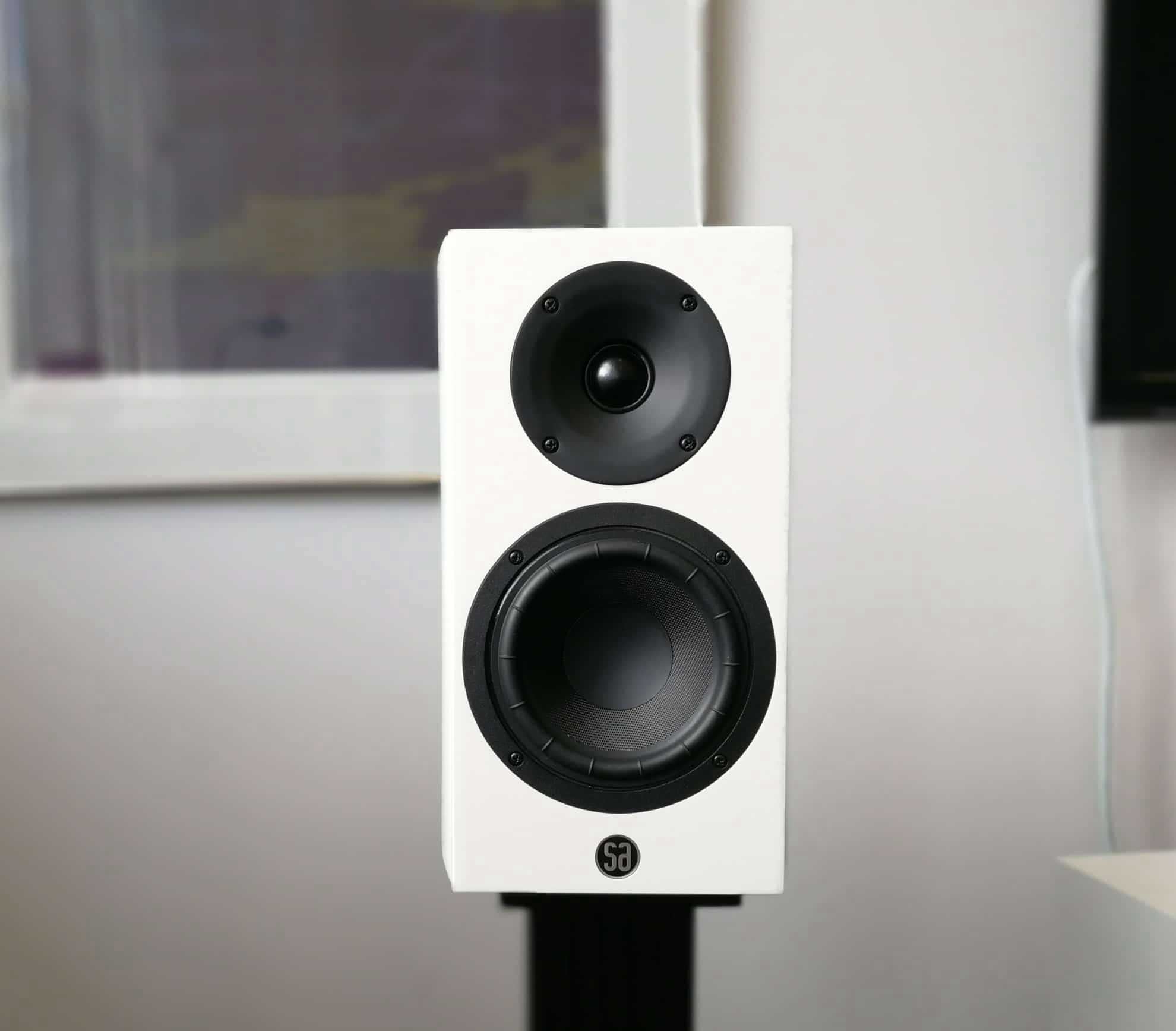 System Audio Legend 5.2 wireless silverback aktiivikaiutinpari - Audiokauppa.fi