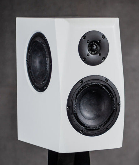 Bending Kero Active Stream pair of pedestal speakers