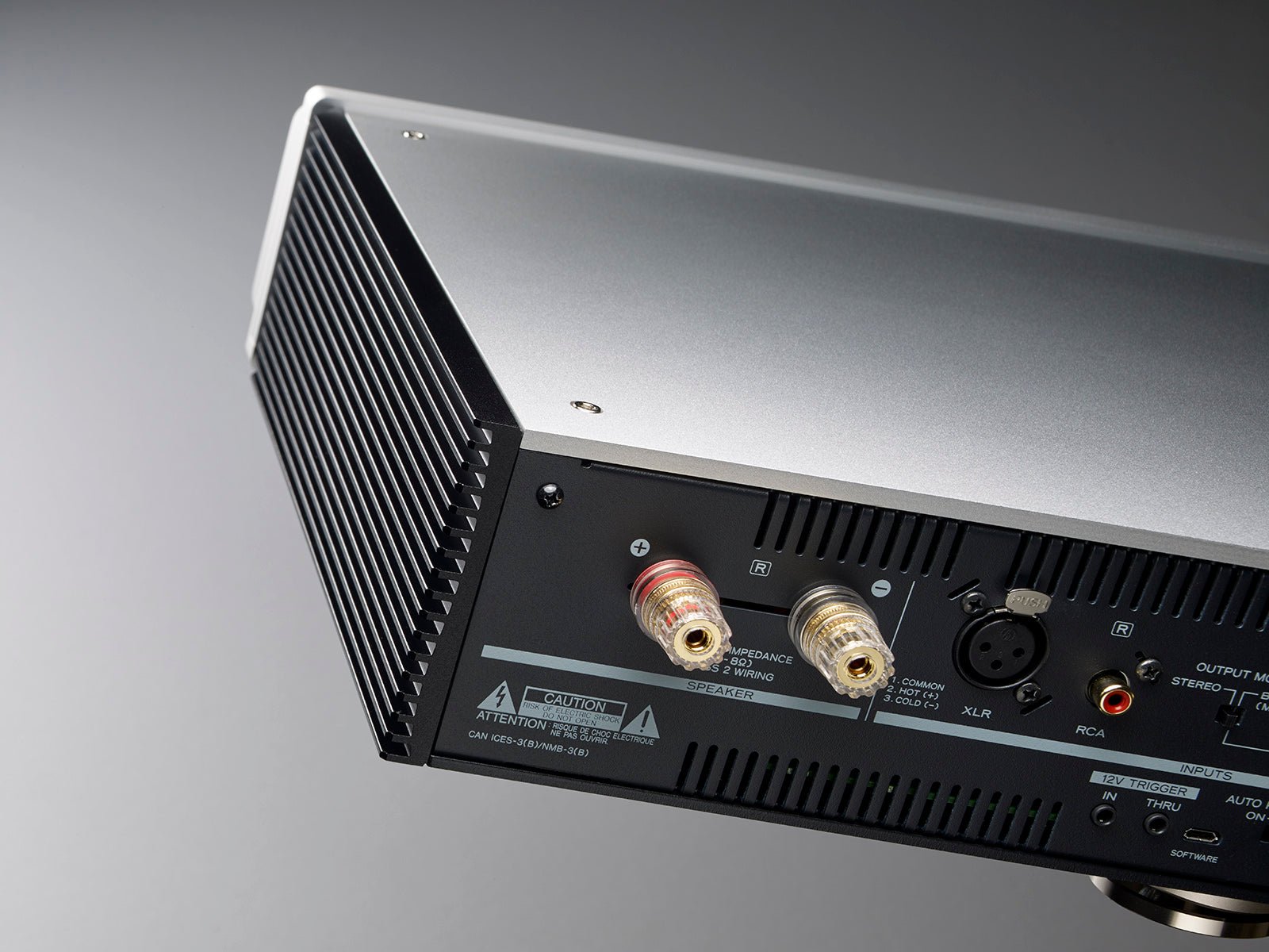 Teac AP - 701 päätevahvistin - Audiokauppa.fi
