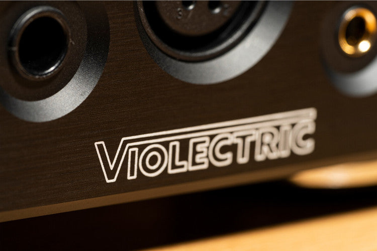 Violectric HPA V222 balanced headphone amplifier