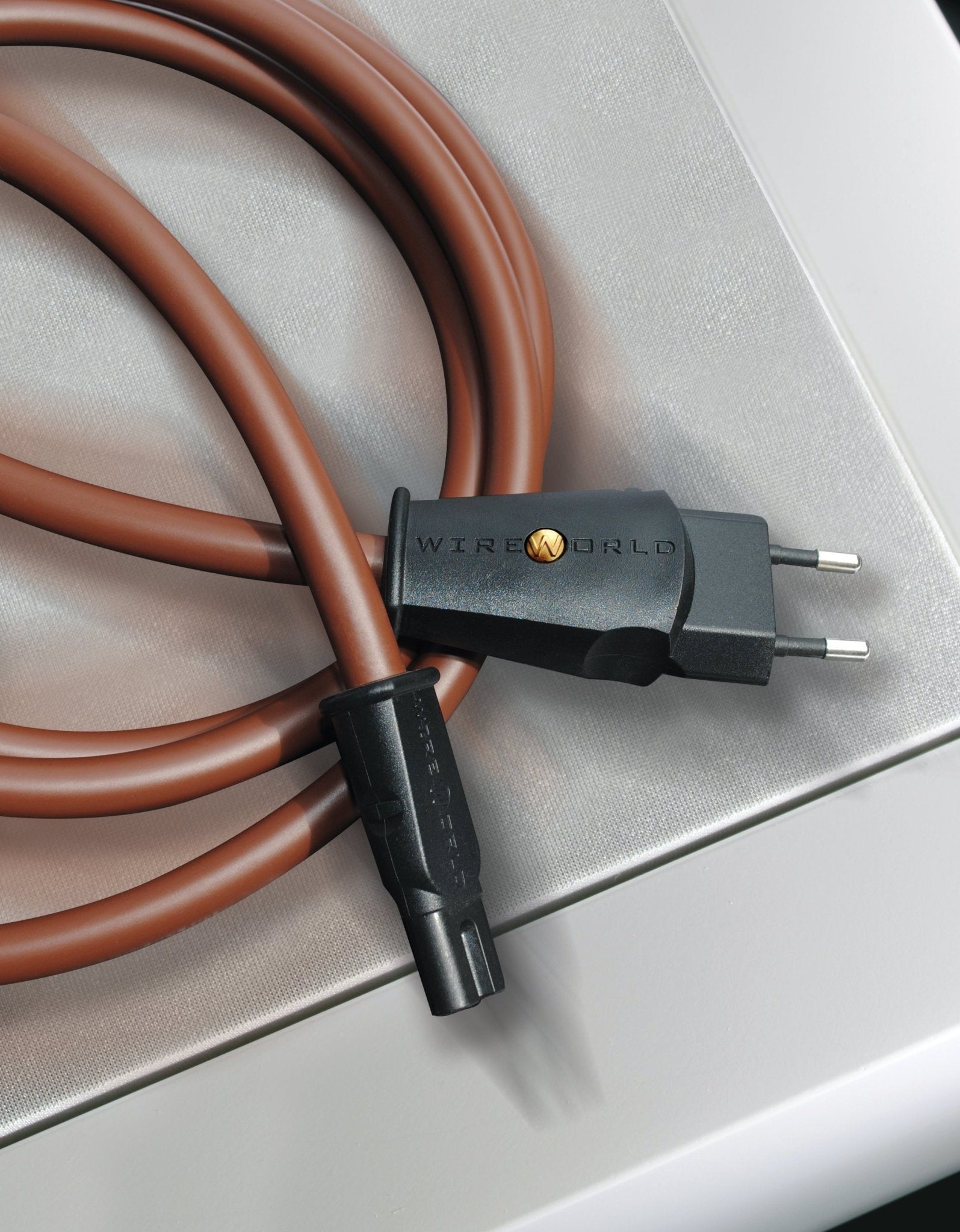 WireWorld Electra 10 Shielded Mini Power virtakaapeli - Audiokauppa.fi