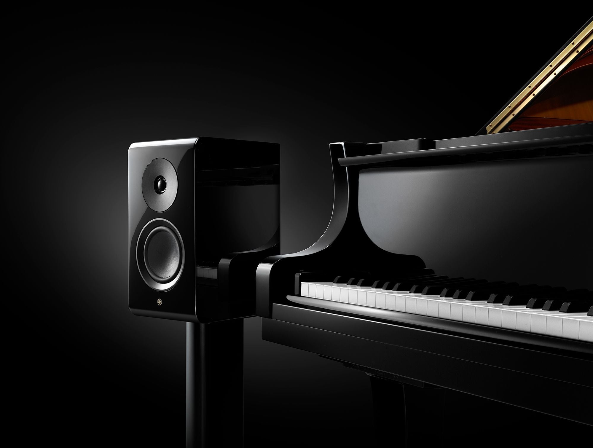 Yamaha NS - 600A jalustakaiutinpari - Audiokauppa.fi