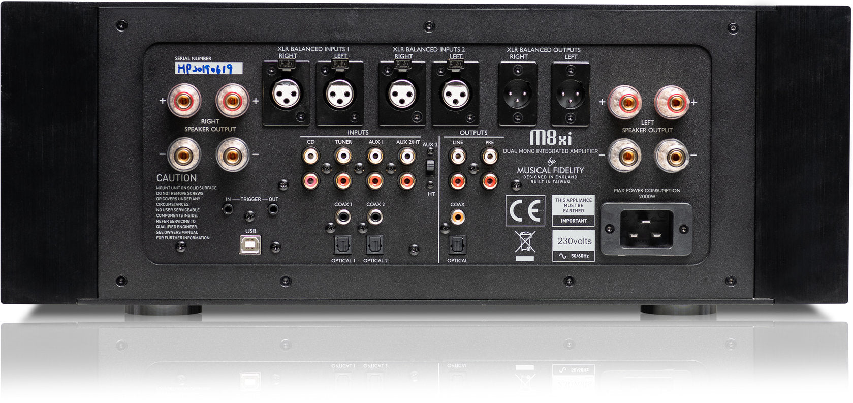 Musical Fidelity M8xi amplifier