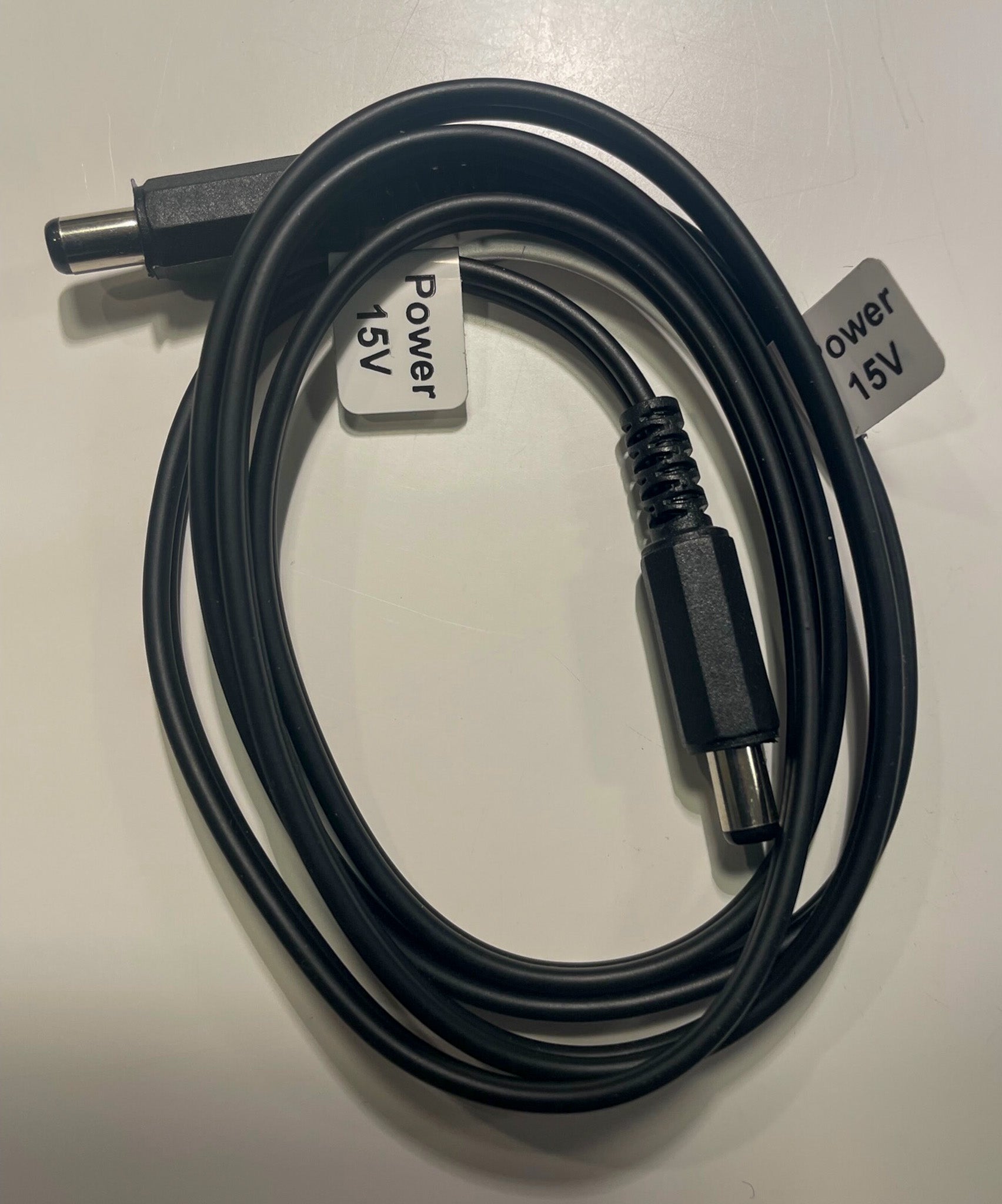 Pro-Ject Connect It Power intermediate cable for 15V products