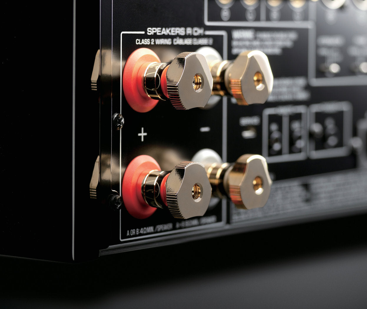 Yamaha A-S3200 stereo amplifier