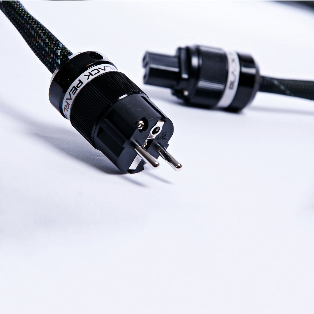 ENERR Black Pearl Hybrid power cable.